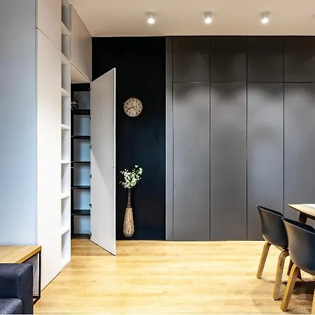 під дубом- Under The Oak Апартаменти